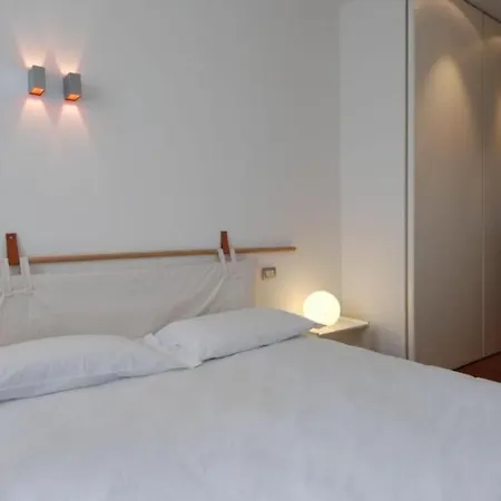 Apartment Sarpi Milan